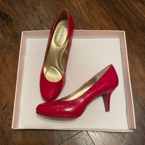 Red heels size 8